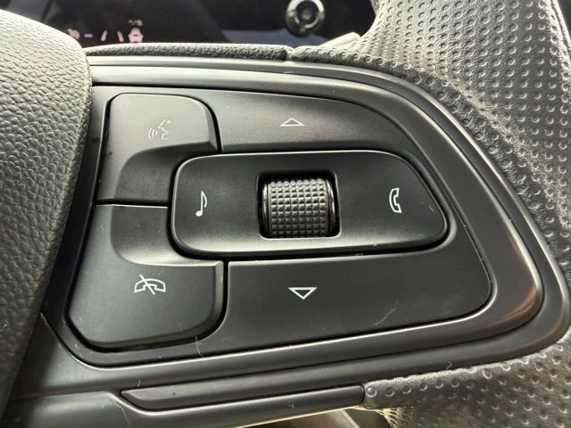 Used 2025 Buick Envista Preferred FWD image 20
