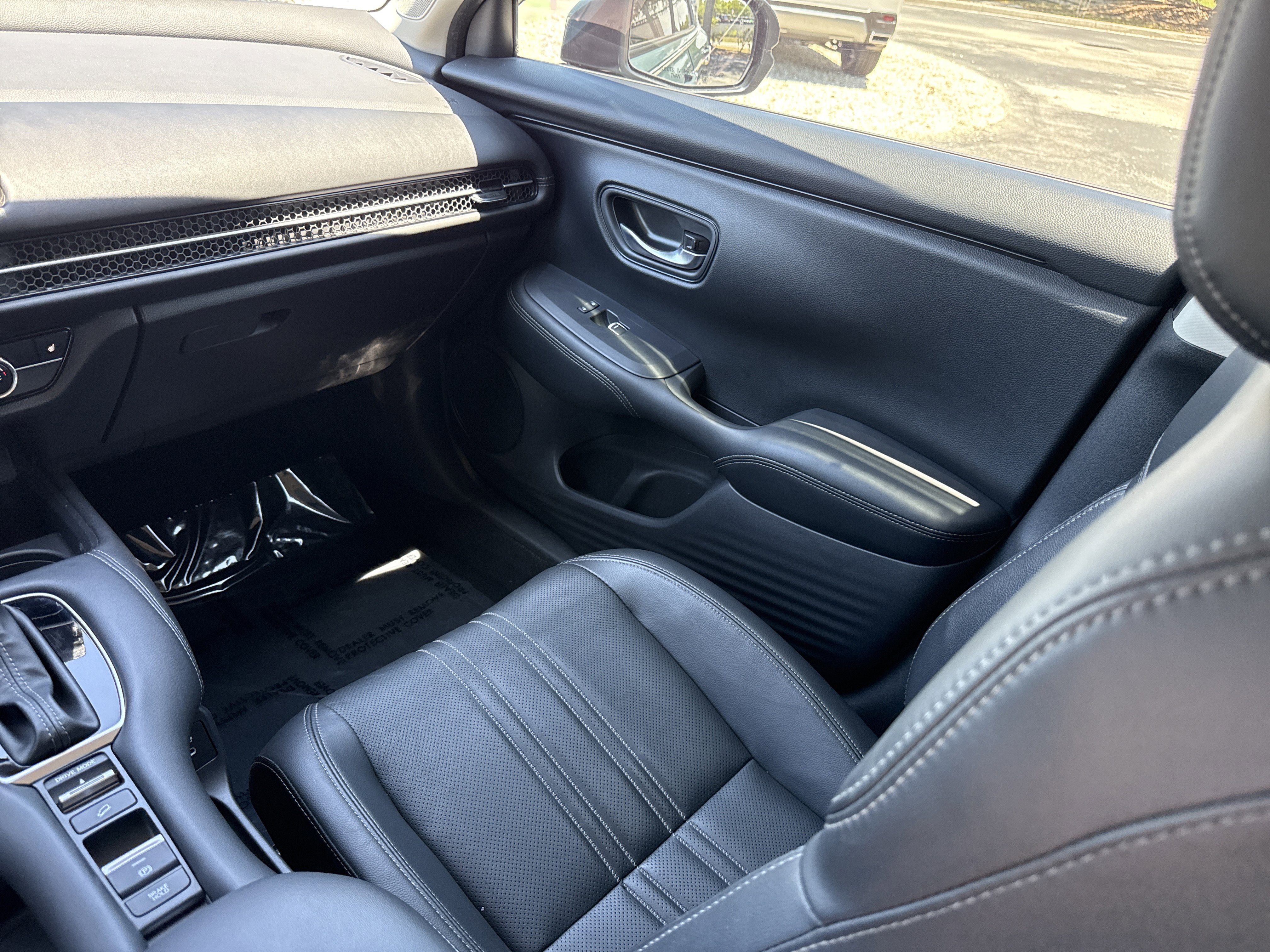 Certified 2024 Honda HR-V EX-L image 22