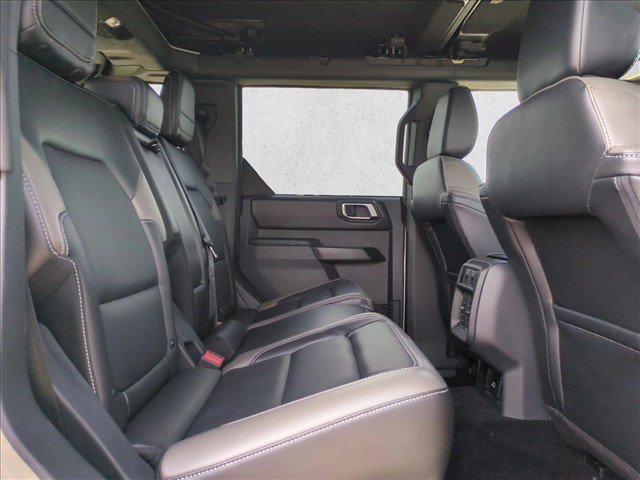 Used 2025 Ford Bronco Outer Banks AWD/4WD image 20