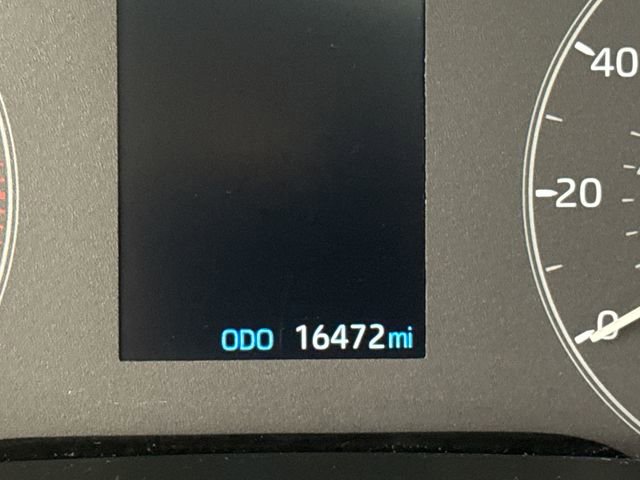 Certified 2023 Toyota Corolla LE image 31