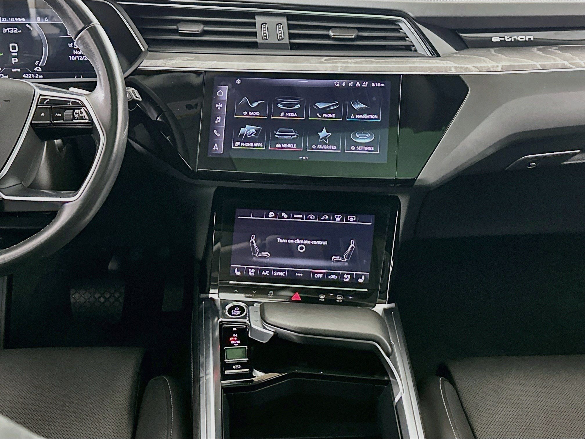 Used 2024 Audi Q8 e-tron Prestige w/ Prestige Package AWD/4WD image 11