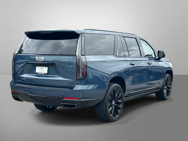 Used 2026 Cadillac Escalade ESV Platinum Sport w/ LPO, ONYX Package AWD/4WD image 26