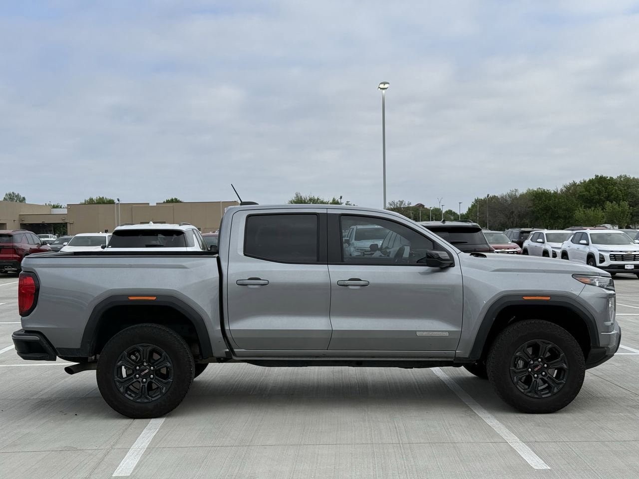 Certified 2024 GMC Canyon Elevation w/ Elevation Premium Package image 3