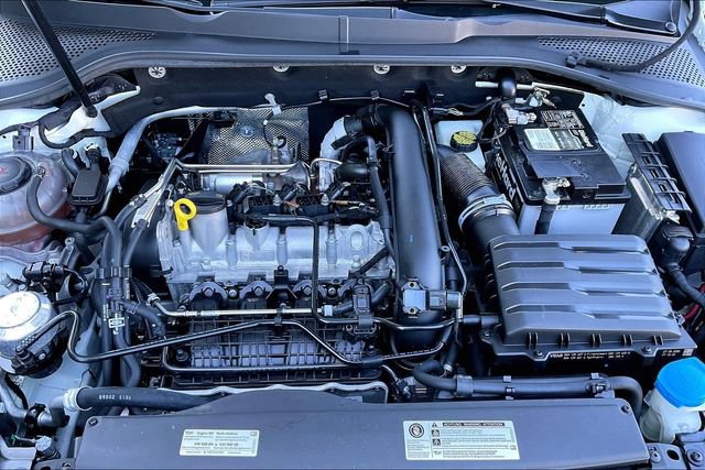 Used 2020 Volkswagen Golf 4-Door FWD image 21