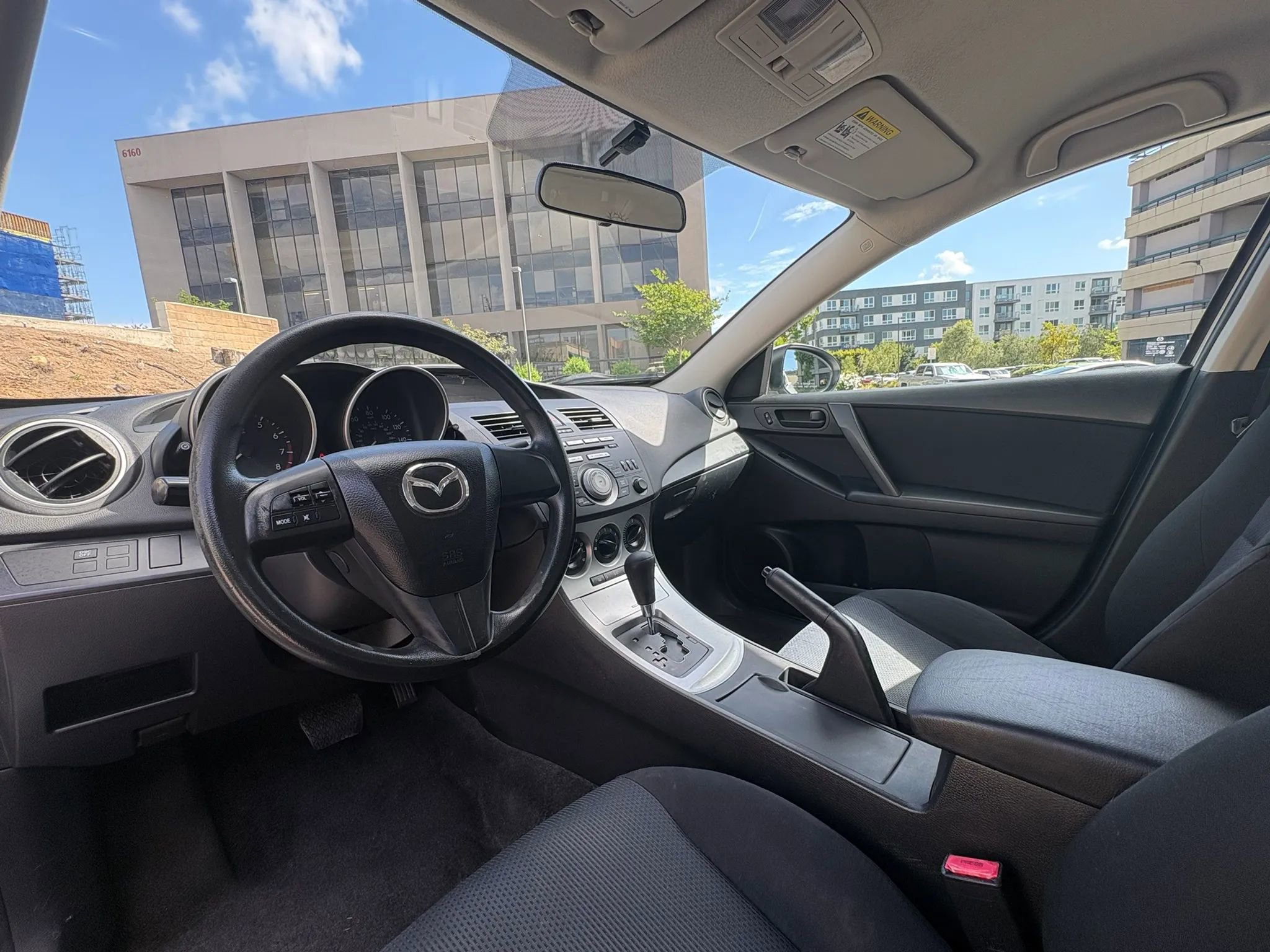 Used 2011 MAZDA MAZDA3 i Sport FWD image 10