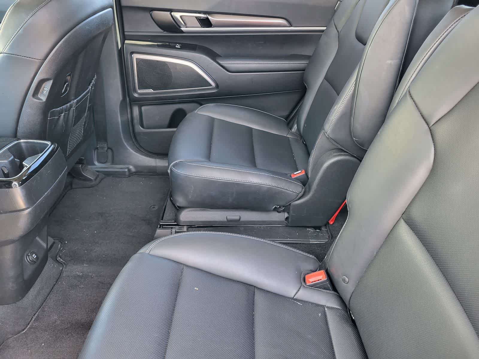 Used 2024 Kia Telluride S w/ S Sunroof Package FWD image 26