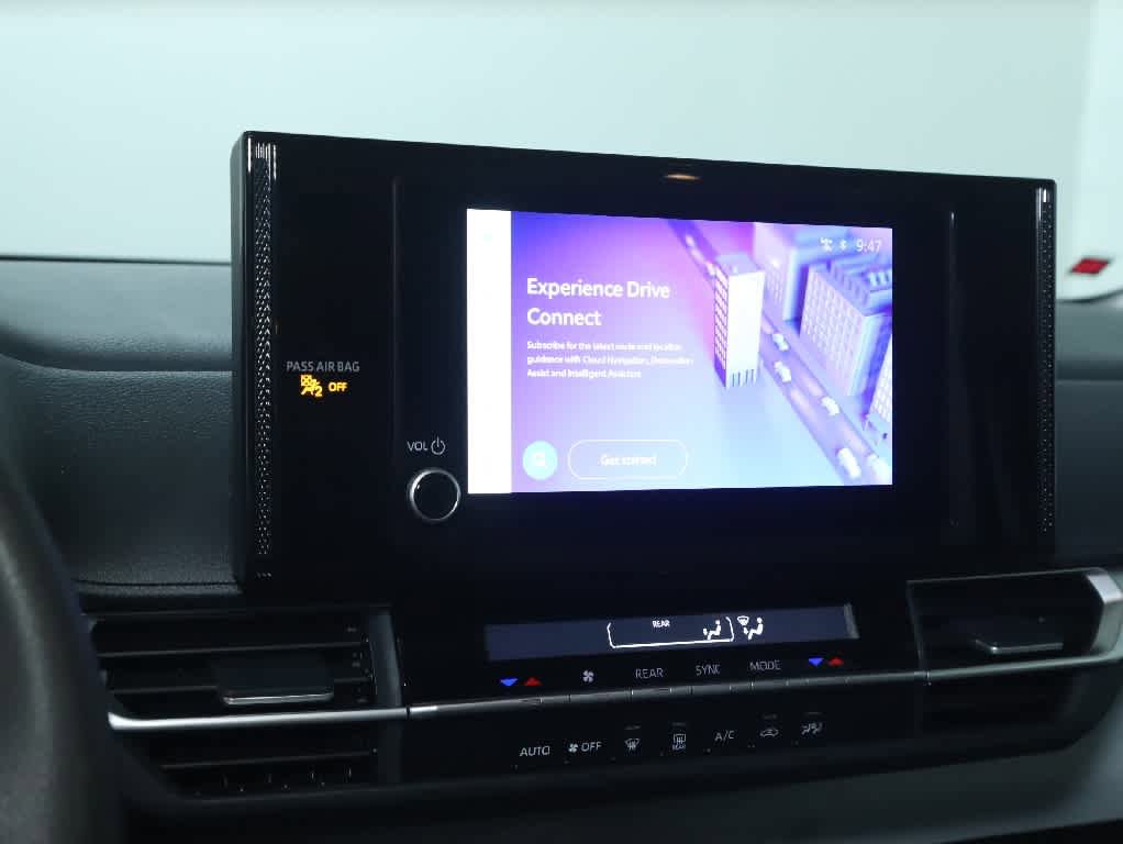 Used 2025 Toyota Sienna LE FWD image 24