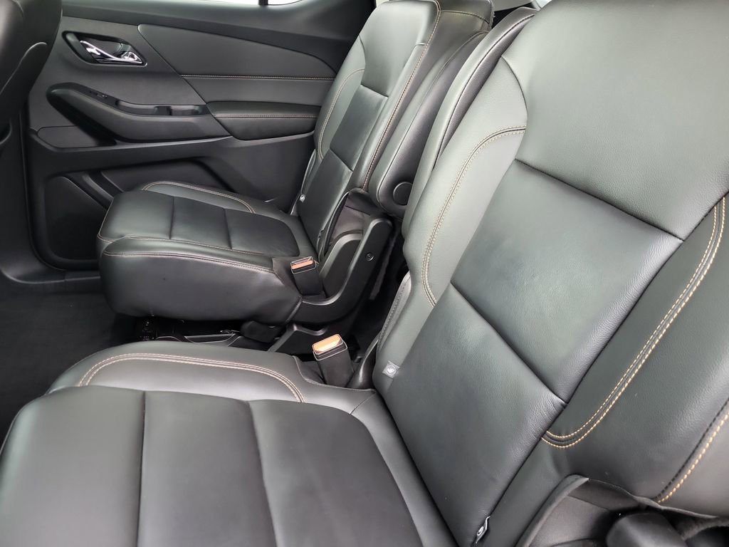Used 2020 Chevrolet Traverse RS w/ LPO, Floor Liner Package AWD/4WD image 11