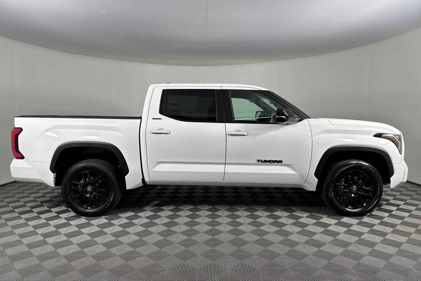 New 2026 Toyota Tundra Limited image 3