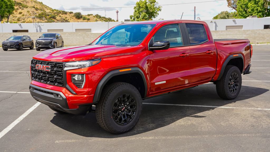 New 2026 GMC Canyon Elevation w/ Convenience Package RWD image 3