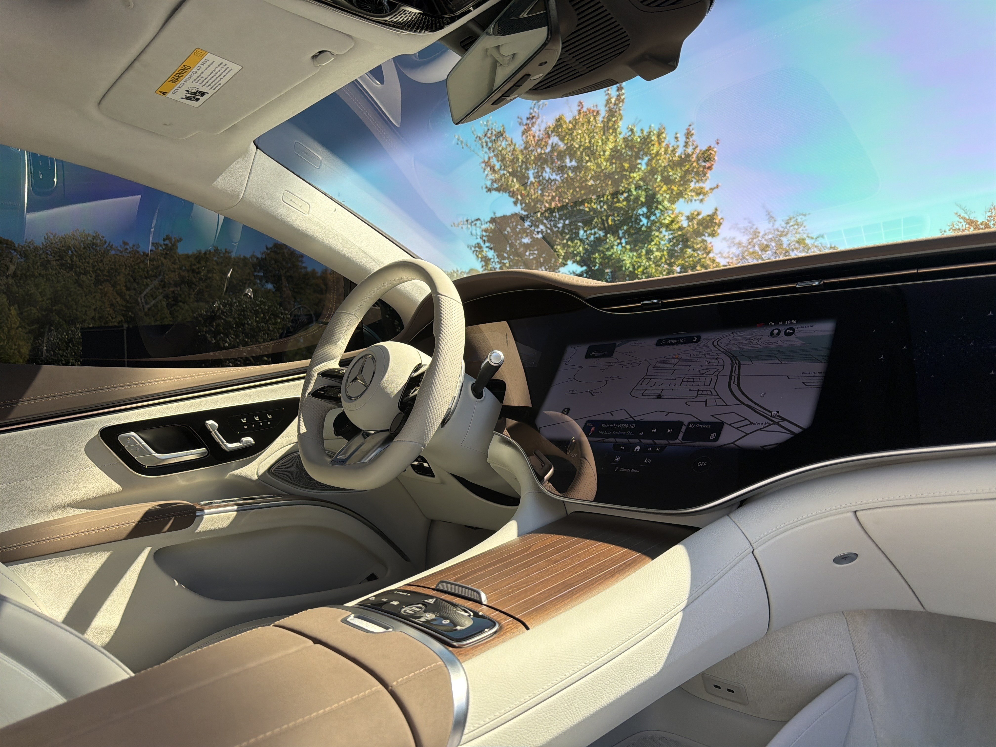 Used 2022 Mercedes-Benz EQS AMG 4MATIC w/ Exclusive Trim Package image 63