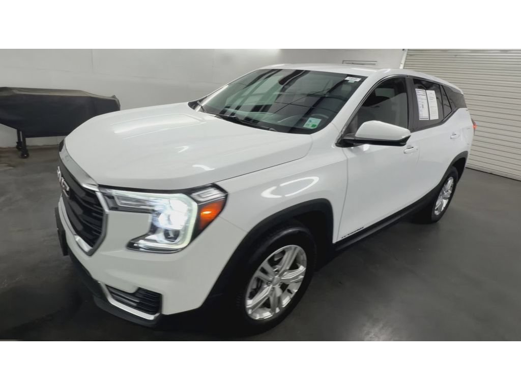 Certified 2024 GMC Terrain SLE FWD image 4