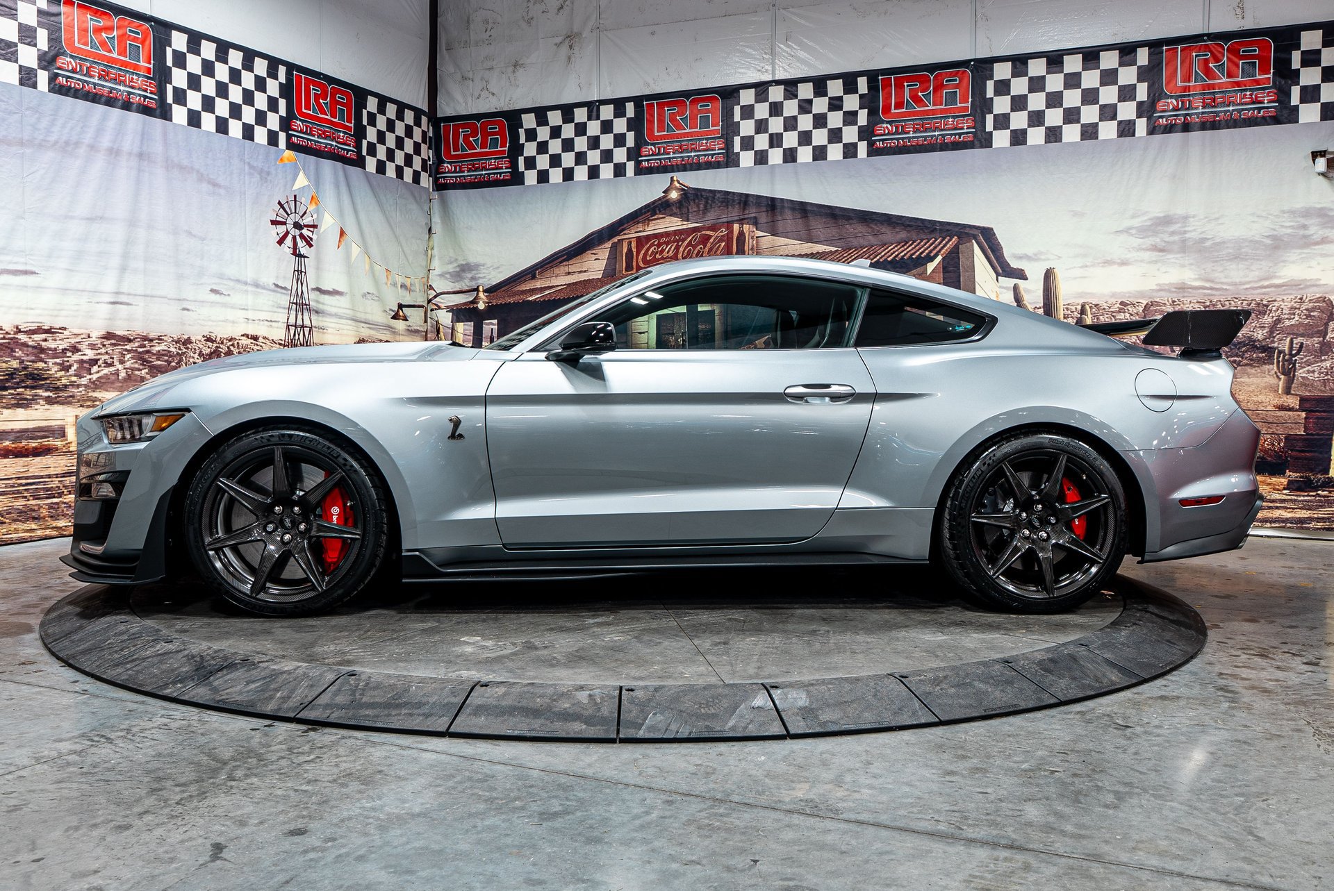 Used 2022 Ford Mustang Shelby GT500 w/ Carbon Fiber Track Pack RWD image 6
