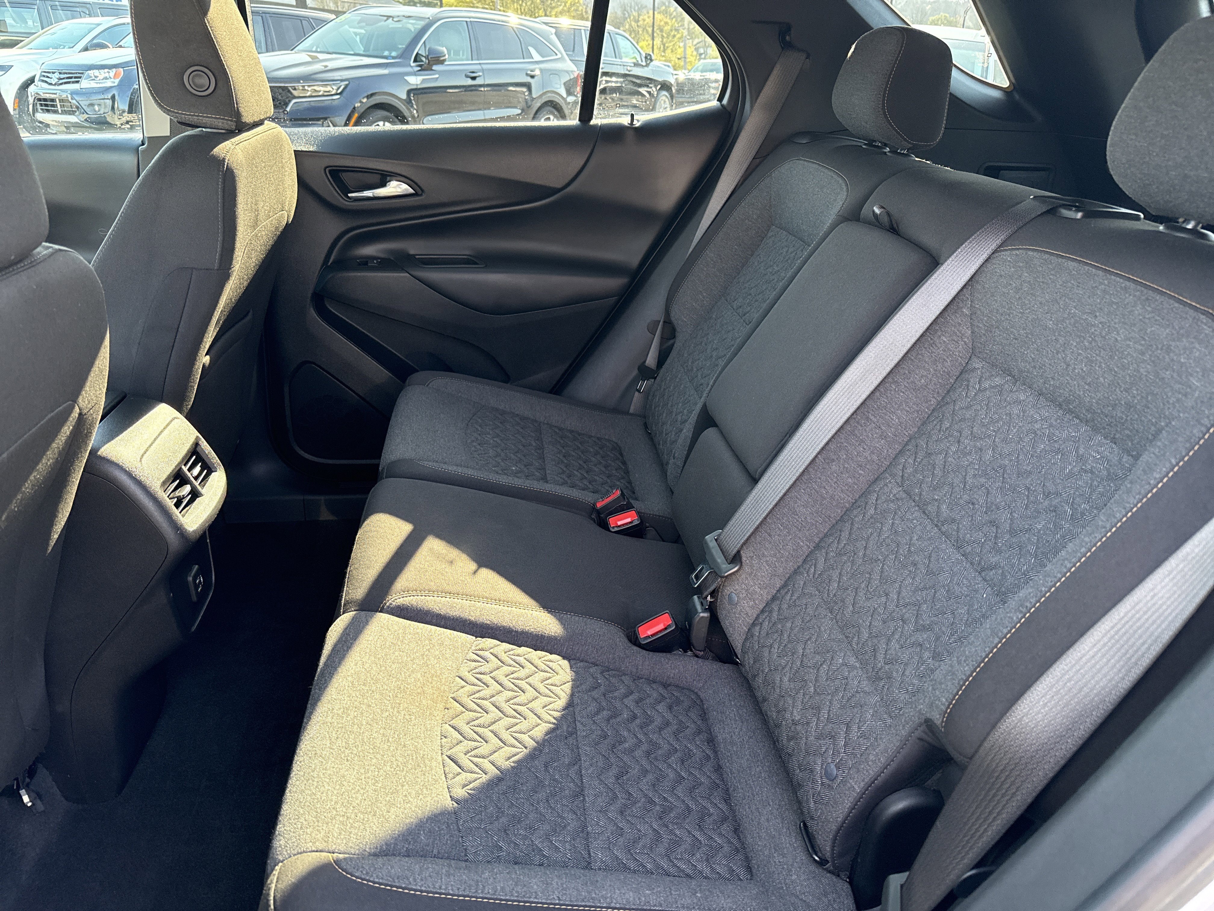 Used 2022 Chevrolet Equinox LT image 13