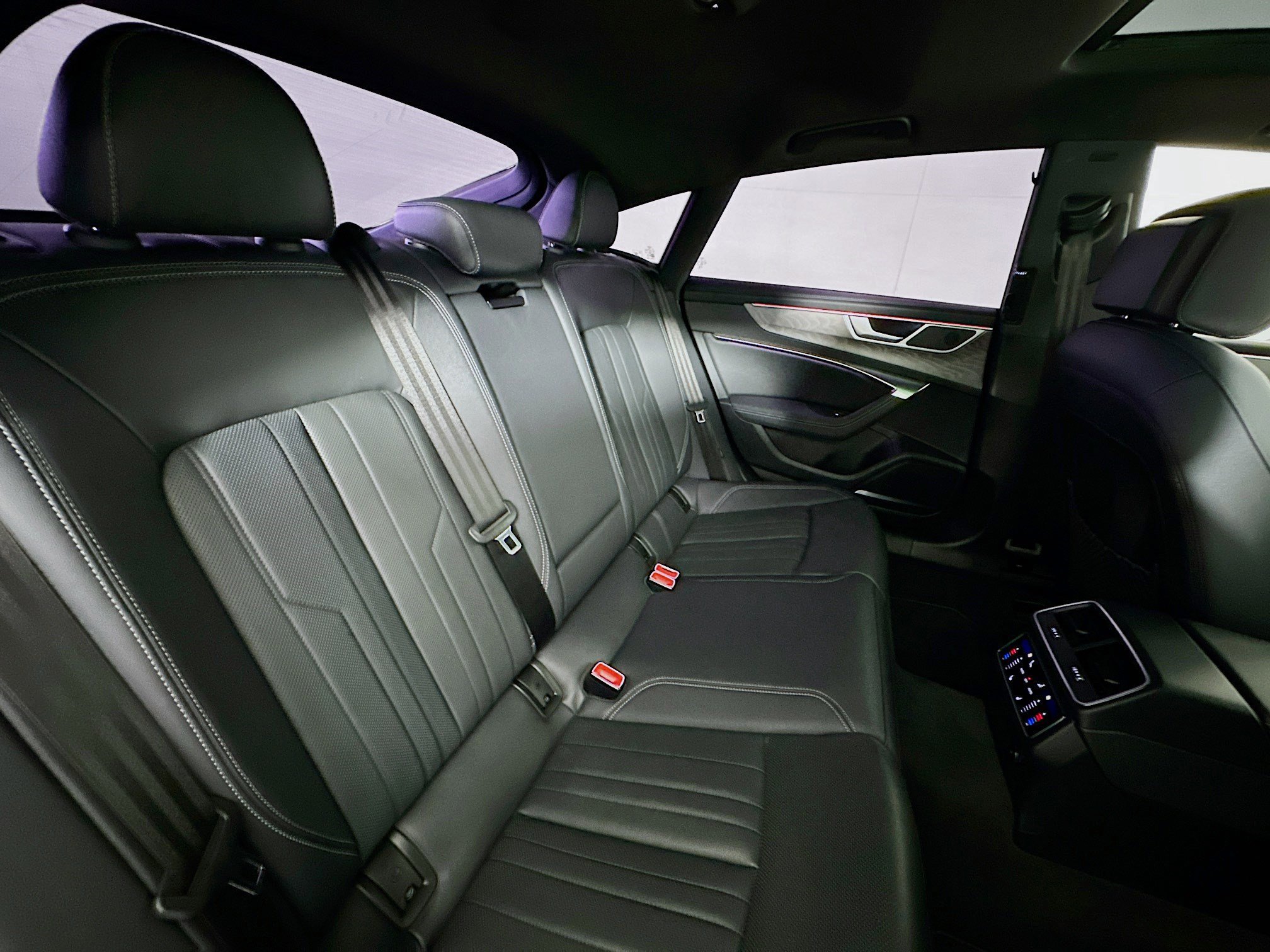 Used 2024 Audi A7 3.0T Premium Plus w/ Premium Plus Package AWD/4WD image 27