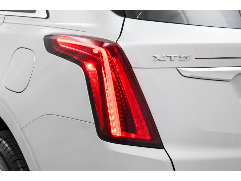 Used 2020 Cadillac XT5 Luxury FWD image 25
