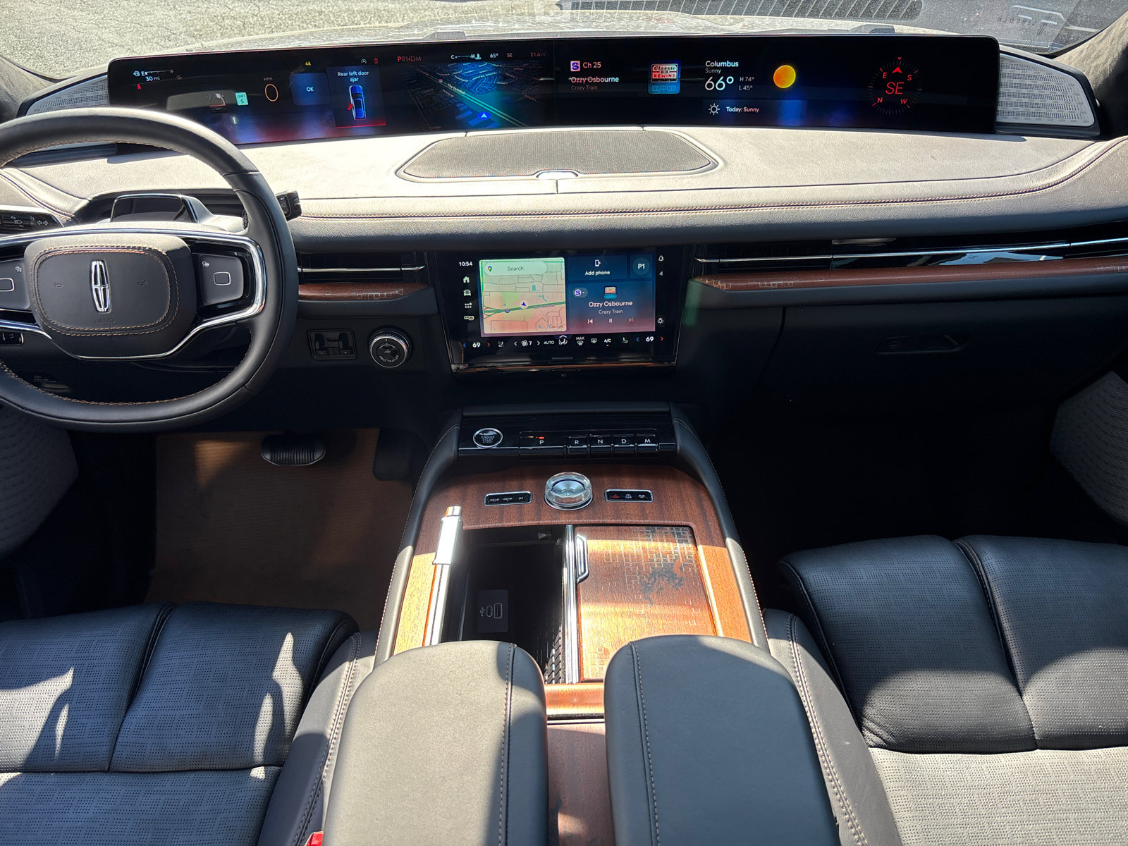 New 2025 Lincoln Navigator L Black Label image 30