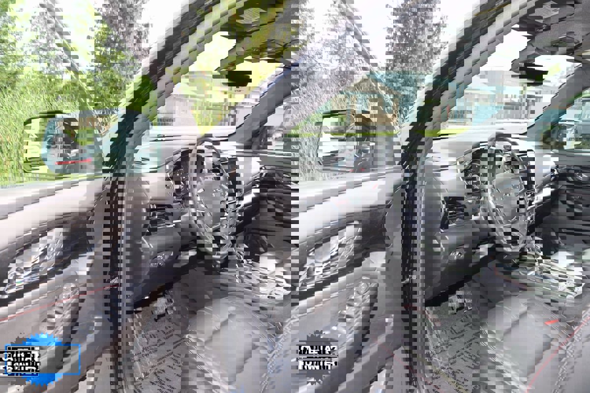 Used 2023 Chevrolet Traverse RS w/ LPO, Floor Liner Package image 62