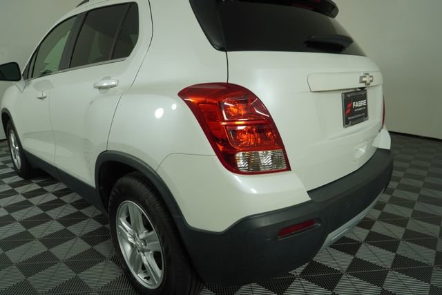 Used 2015 Chevrolet Trax LT w/ LT Plus Package FWD image 12