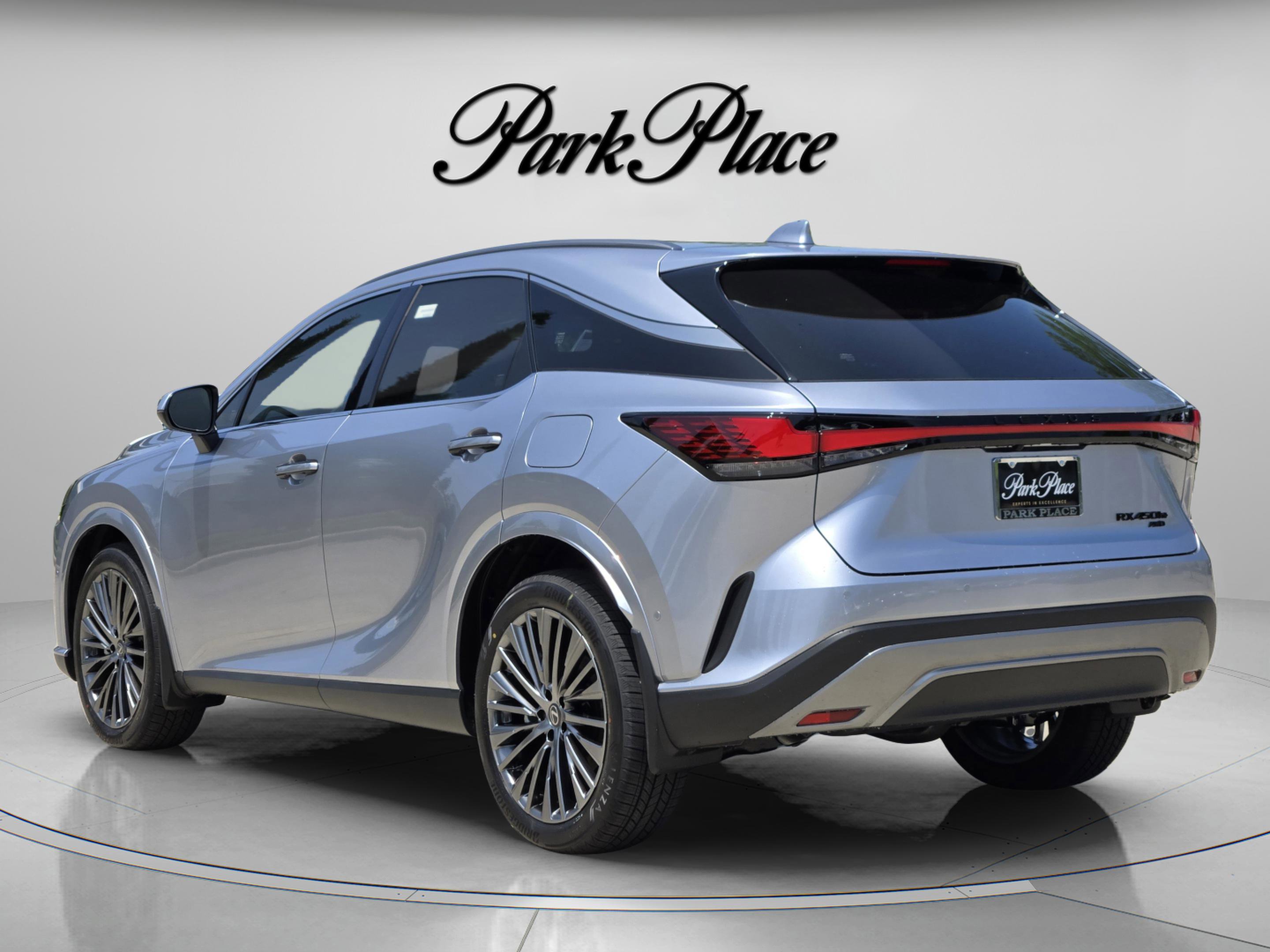 New 2026 Lexus RX 450h AWD image 3