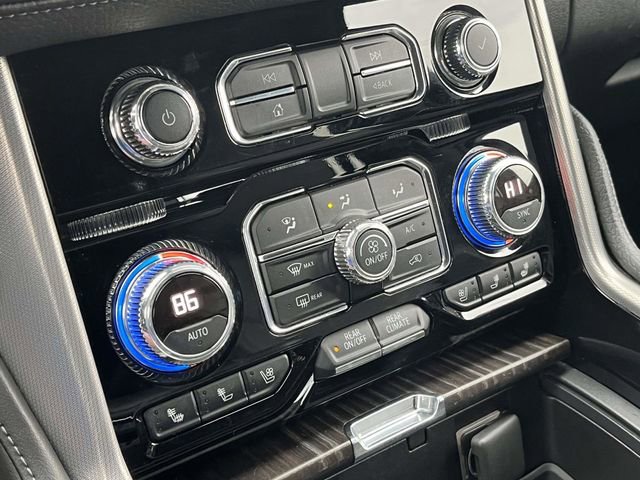 Used 2021 GMC Yukon Denali w/ Denali Premium Package image 35