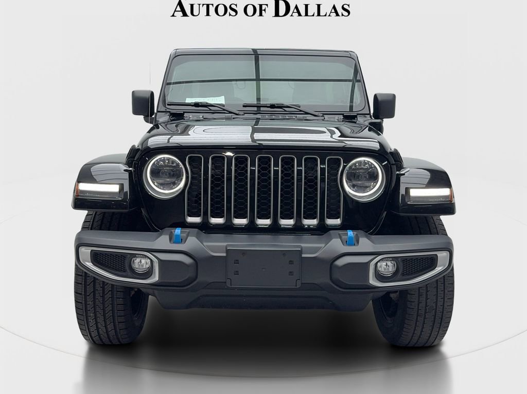 Used 2023 Jeep Wrangler Unlimited Sahara w/ Dual Top Group AWD/4WD image 3