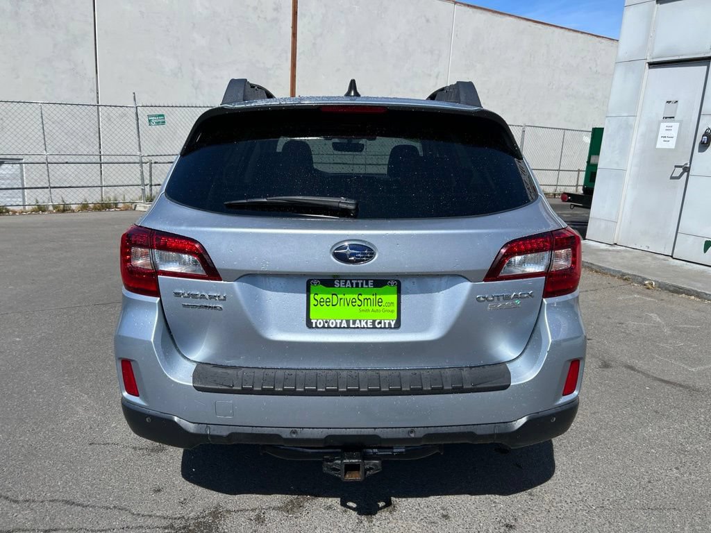 Used 2017 Subaru Outback 2.5i Limited AWD/4WD image 5