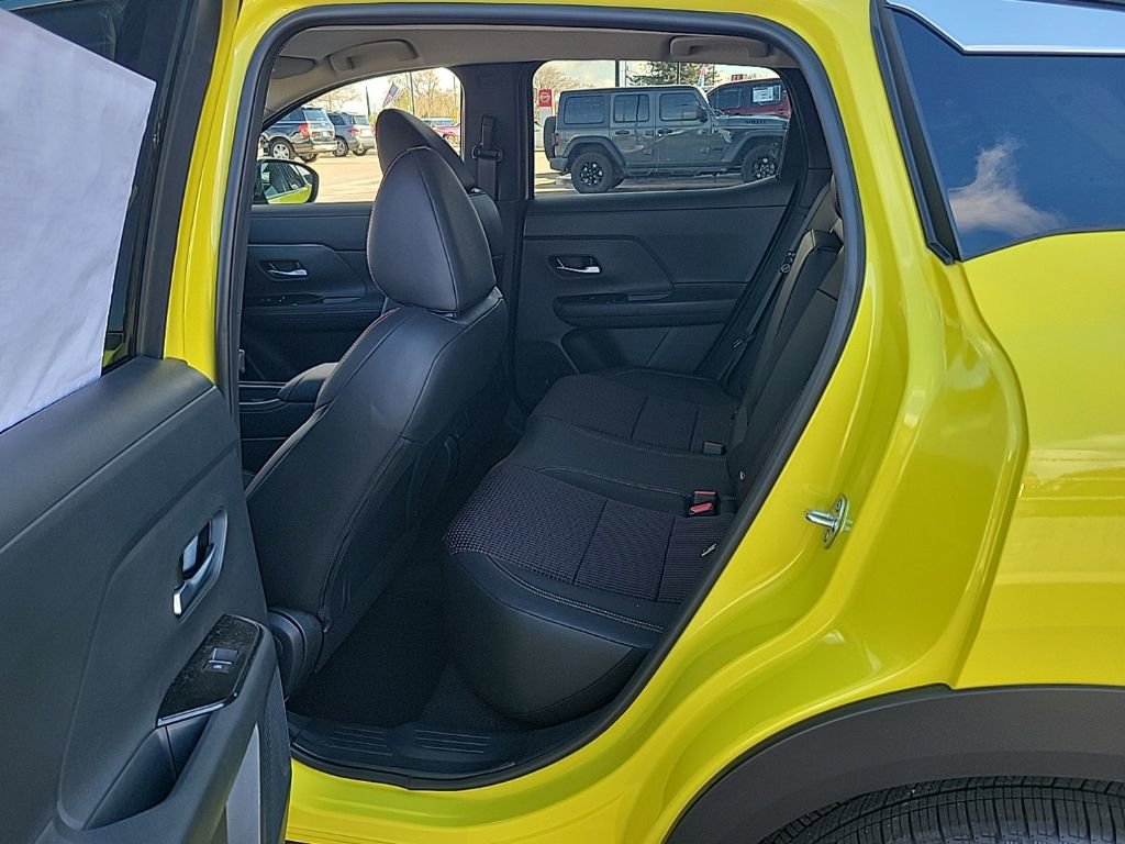 New 2026 Nissan Kicks SR w/ Cold Weather Package image 12