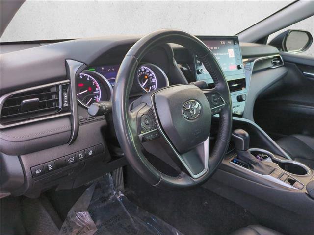 Used 2022 Toyota Camry XLE image 10