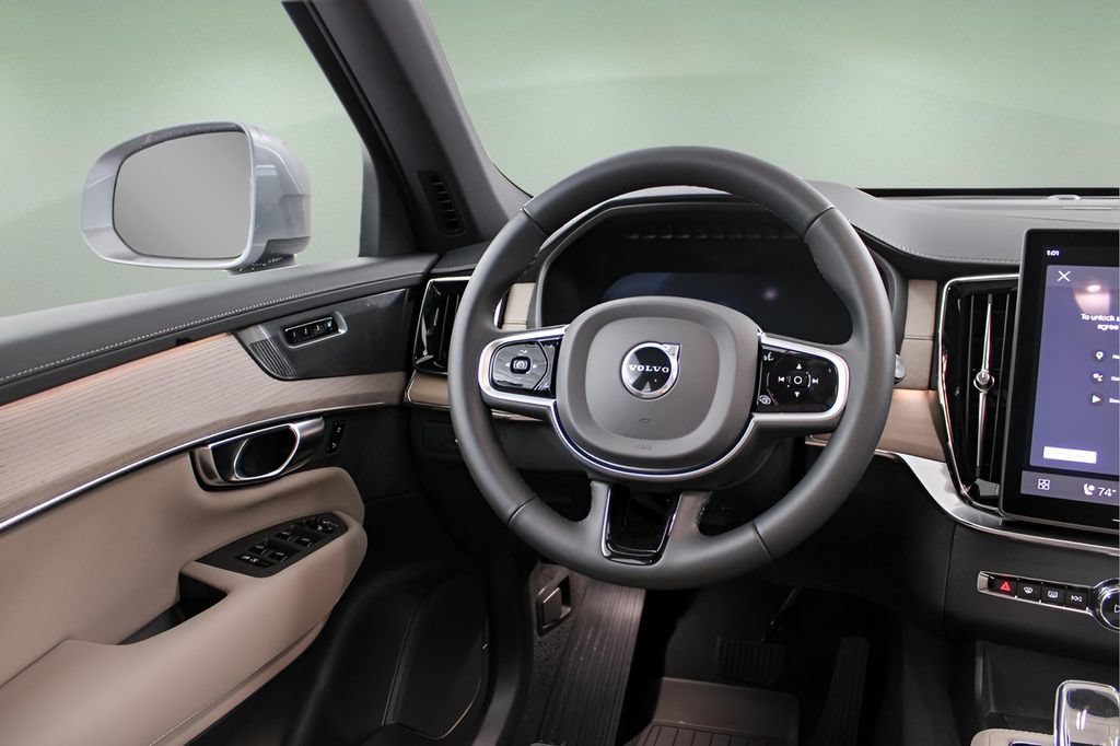 New 2026 Volvo XC90 B6 Plus w/ Protection Package Premier AWD/4WD image 14