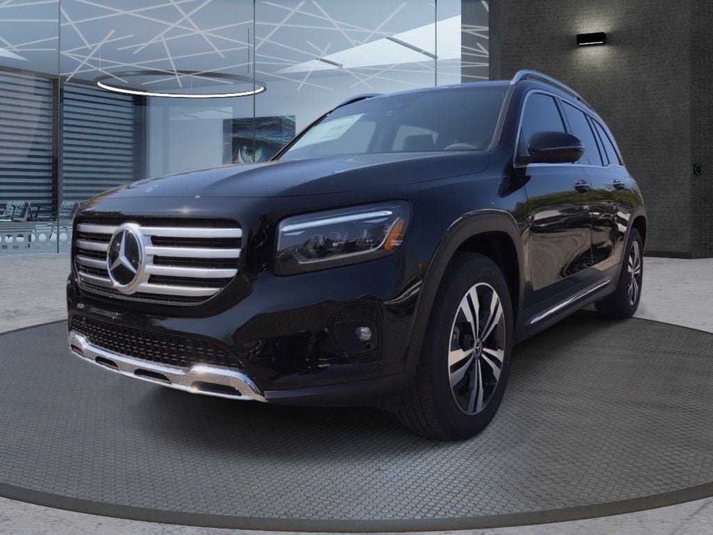 New 2026 Mercedes-Benz GLB 250 4MATIC image 2