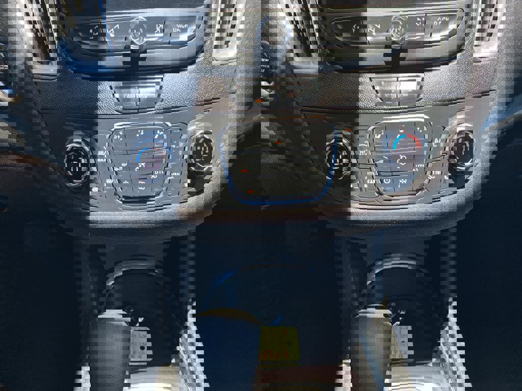 Used 2022 Chevrolet Malibu LT image 25