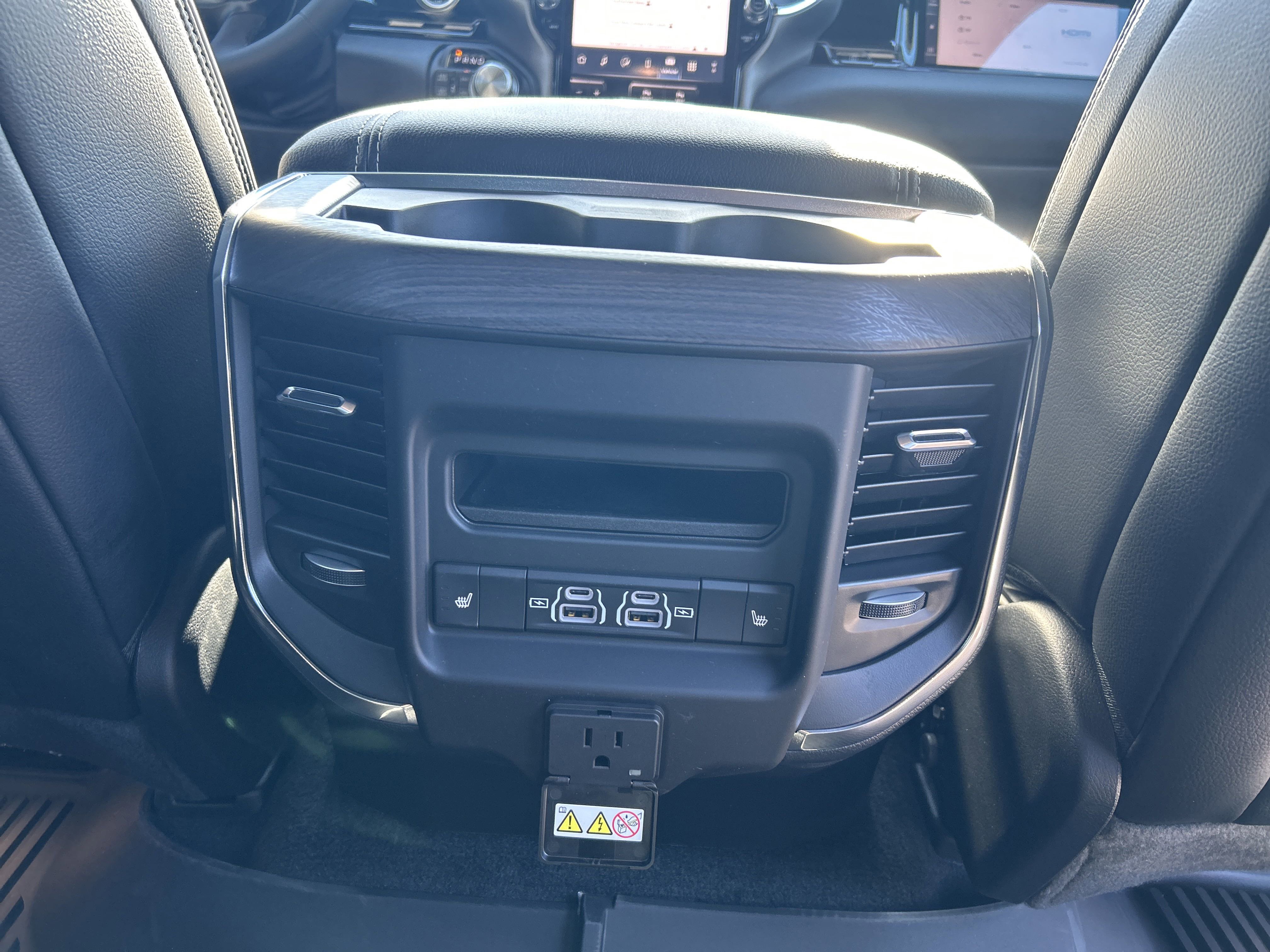 New 2026 RAM 1500 Laramie w/ Night Edition image 60