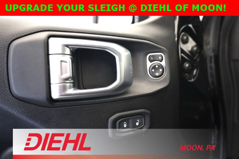 Used 2022 Jeep Wrangler Unlimited Rubicon w/ LED Lighting Group image 10