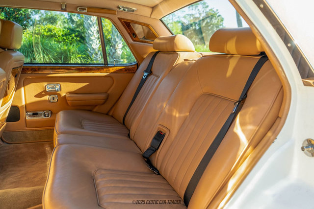 Used 1990 Rolls-Royce Silver Spur II image 29