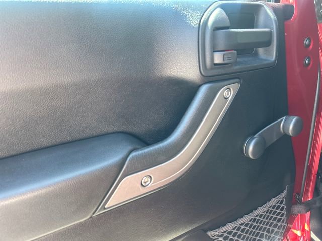 Used 2012 Jeep Wrangler Sport w/ Connectivity Group AWD/4WD image 10