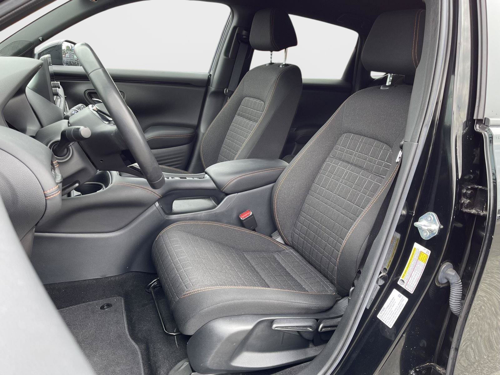 Used 2024 Honda HR-V Sport image 13