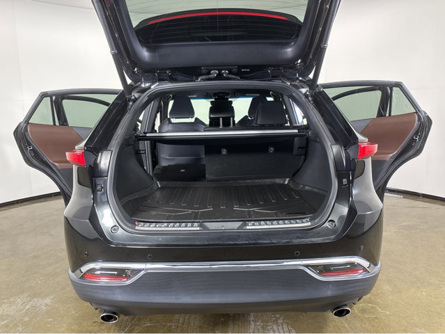 Used 2021 Toyota Venza XLE w/ Softex Package image 20