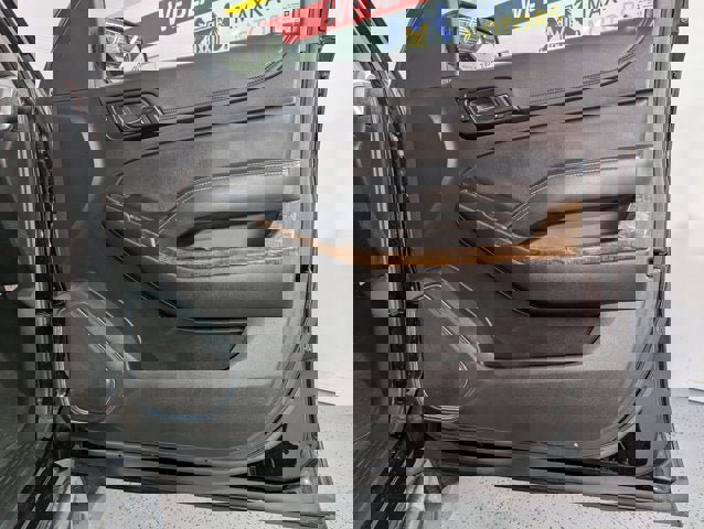 Used 2015 Chevrolet Tahoe LS image 21