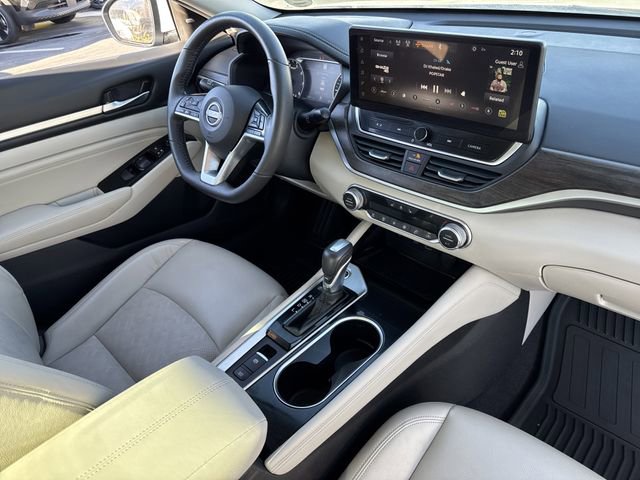 Used 2023 Nissan Altima 2.5 SL image 26