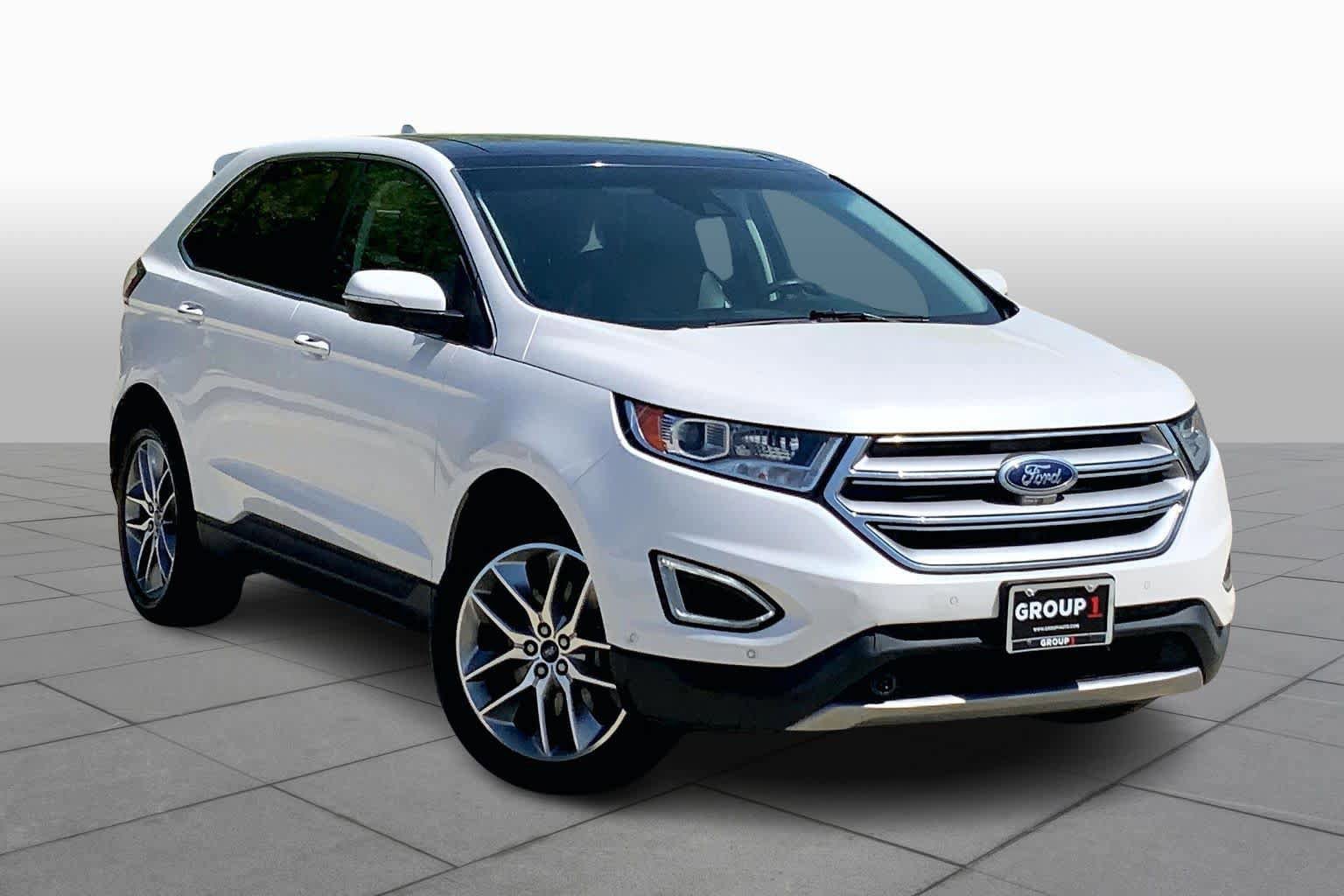 Used 2016 Ford Edge Titanium w/ Equipment Group 302A AWD/4WD image 3