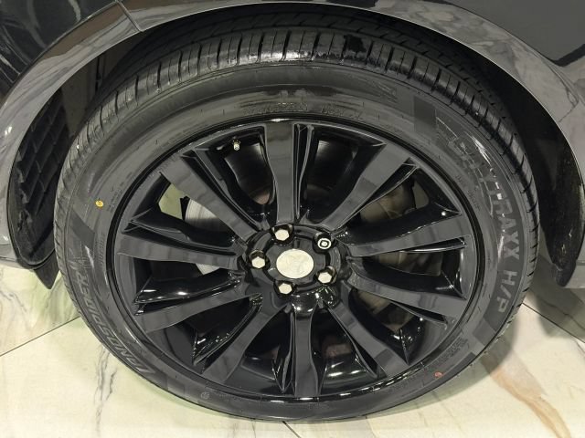 Used 2014 Land Rover Range Rover Supercharged AWD/4WD image 35