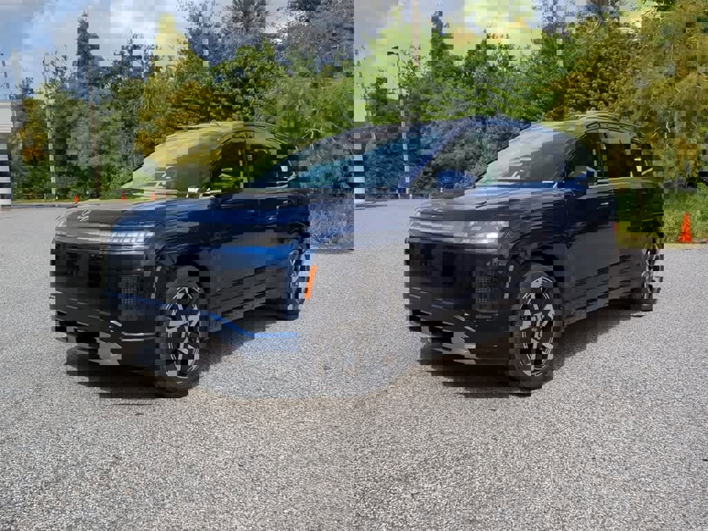 New 2026 Hyundai Ioniq 9 Limited image 2