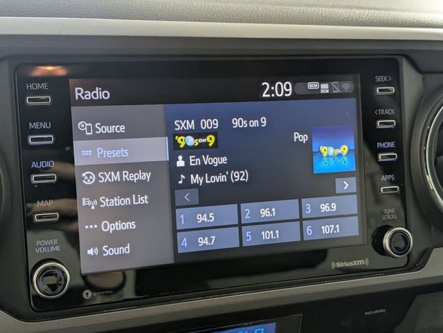 Used 2021 Toyota Tacoma TRD Off-Road w/ Technology Package image 19