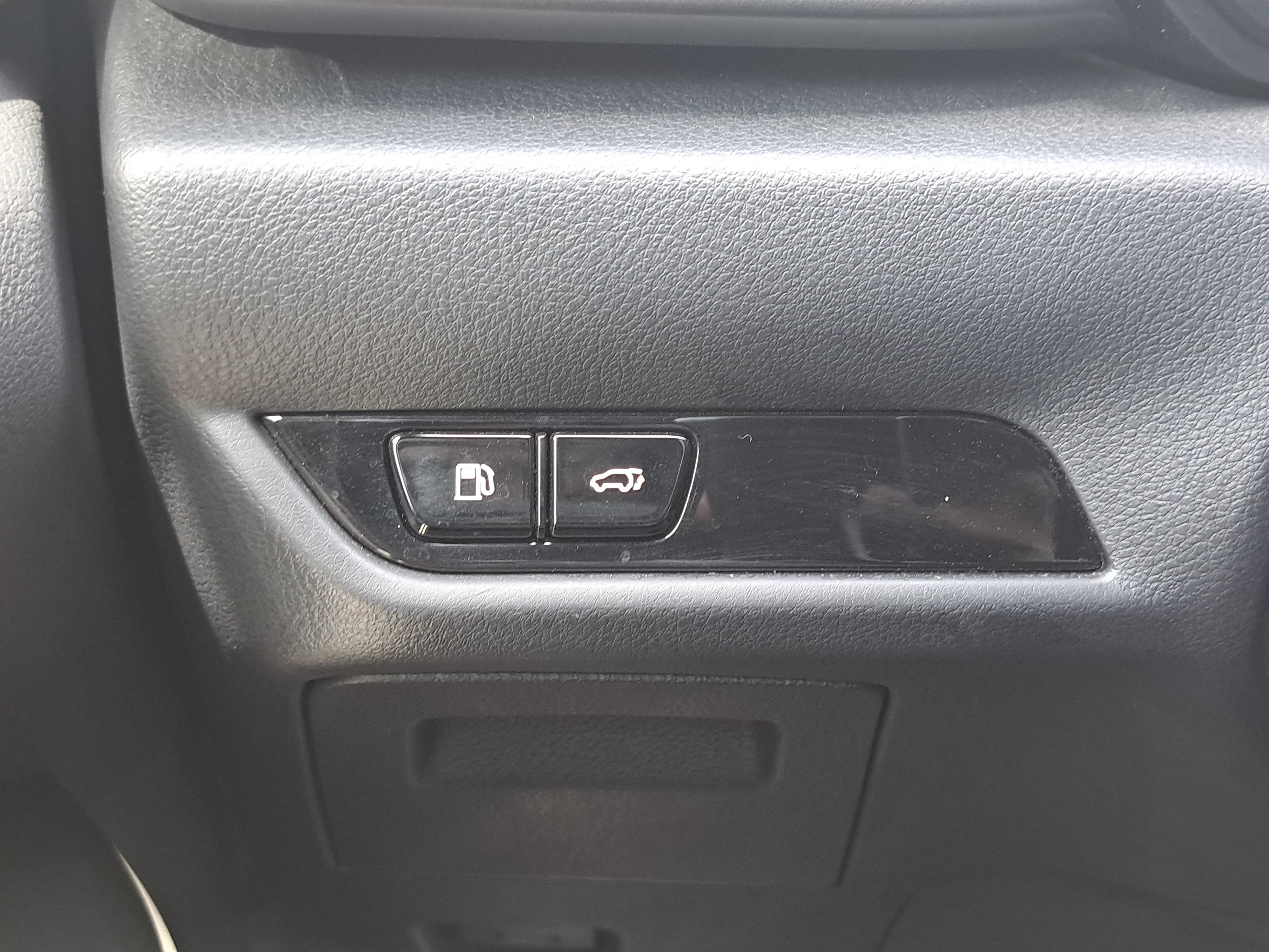 Used 2024 Lexus NX 250 FWD w/ Towing Package (2000 Lbs) image 27