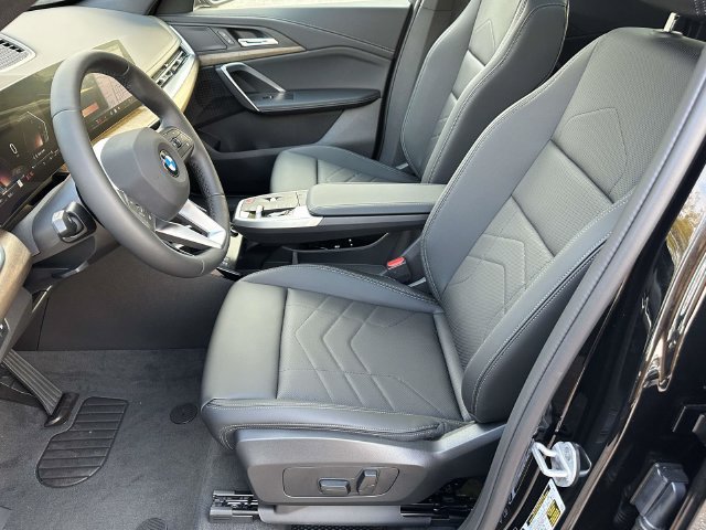 New 2027 BMW X1 xDrive28i w/ Technology Package AWD/4WD image 14