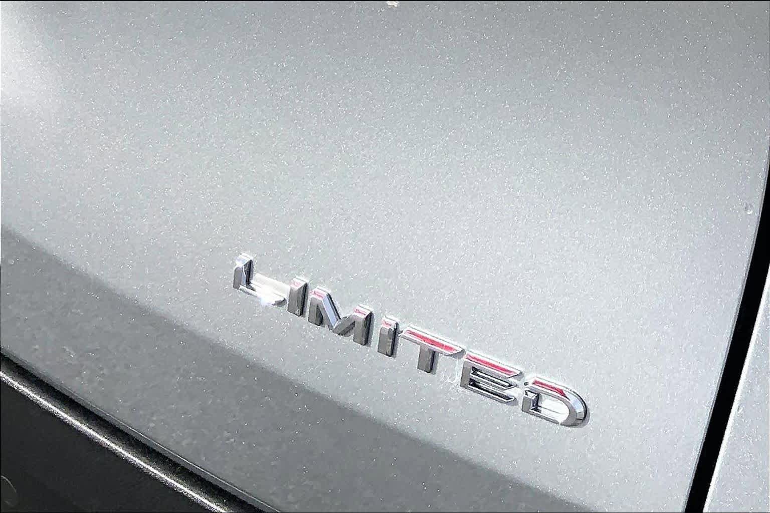Used 2024 Toyota Grand Highlander AWD Hybrid image 30