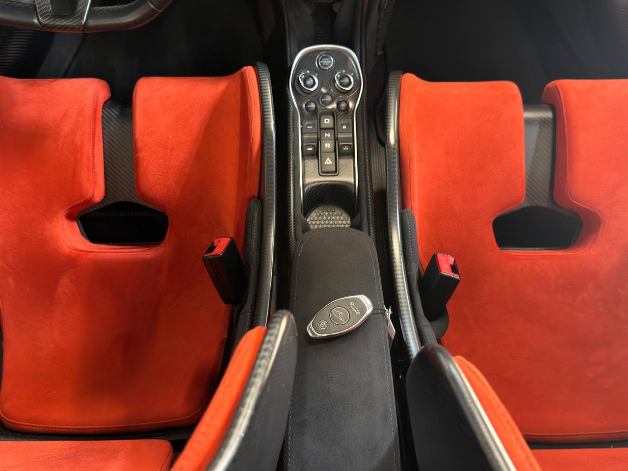 Used 2020 McLaren 600LT Spider RWD image 22