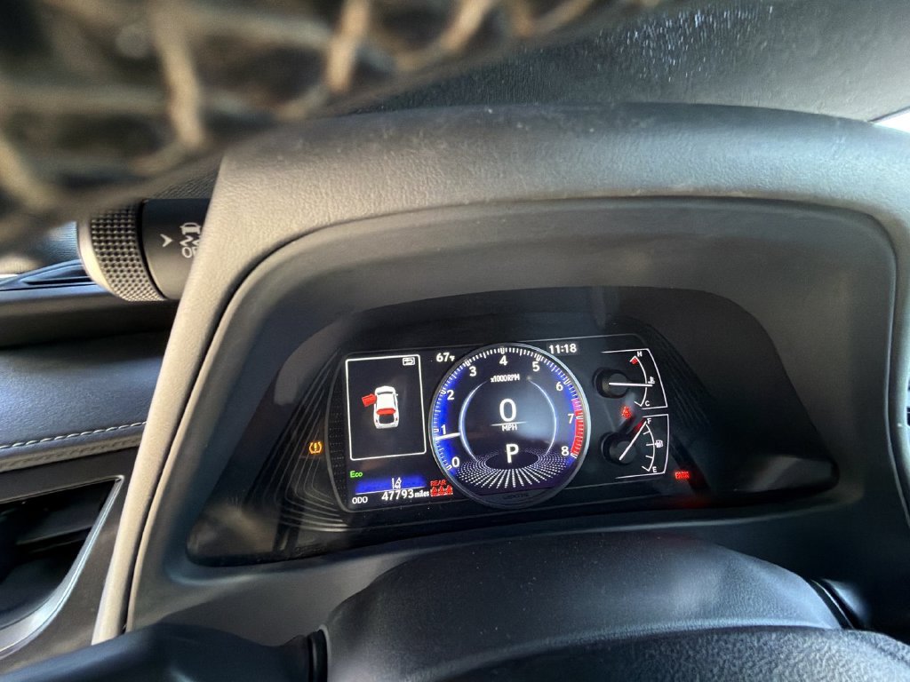 Used 2020 Lexus UX 200 w/ Accessory Package FWD image 26