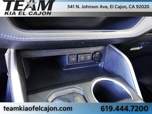 Used 2021 Toyota Highlander XLE AWD/4WD image 33